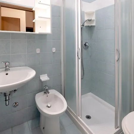 Appartement Lira Con Giardino