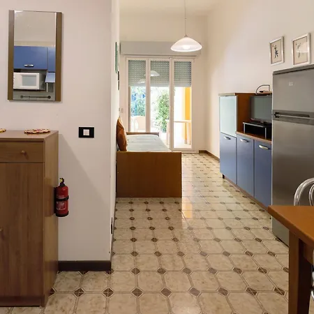 Lira Con Giardino Appartement *