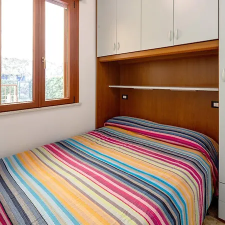 Lira Con Giardino Appartement *