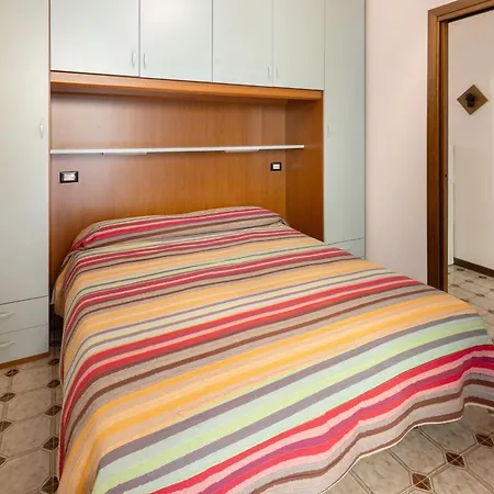 Lira Con Giardino Apartment Bibione